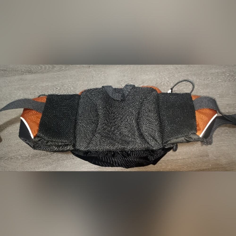 Outdoor Products Mojave 8.0 Orange/Gray Running Hiking Fanny Pack - Picture 3 of 11